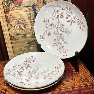 Meito Japan Porcelain Set 3 Plates Shallow Bowls 7 11/16”D Floral Gold Trim EVUC